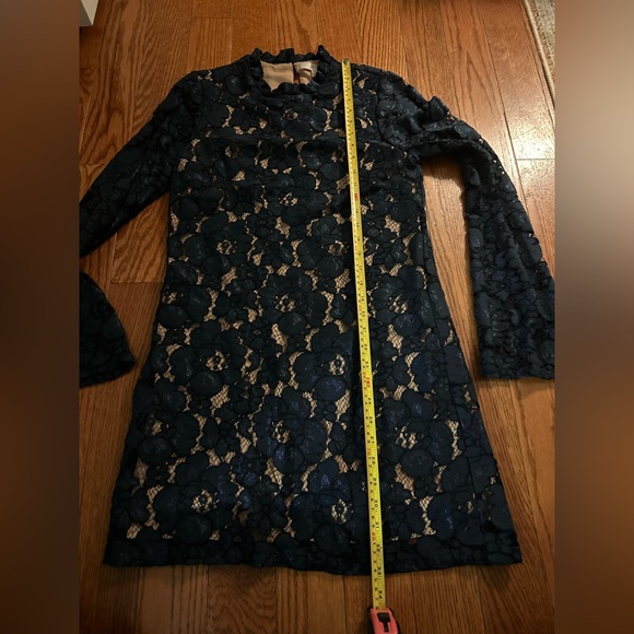 Wayf long sleeve lace navy blue dress - Picture 6 of 8